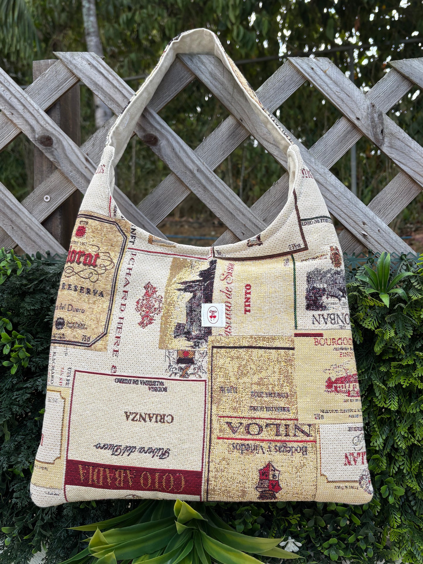 Cavas Shoulder Bag
